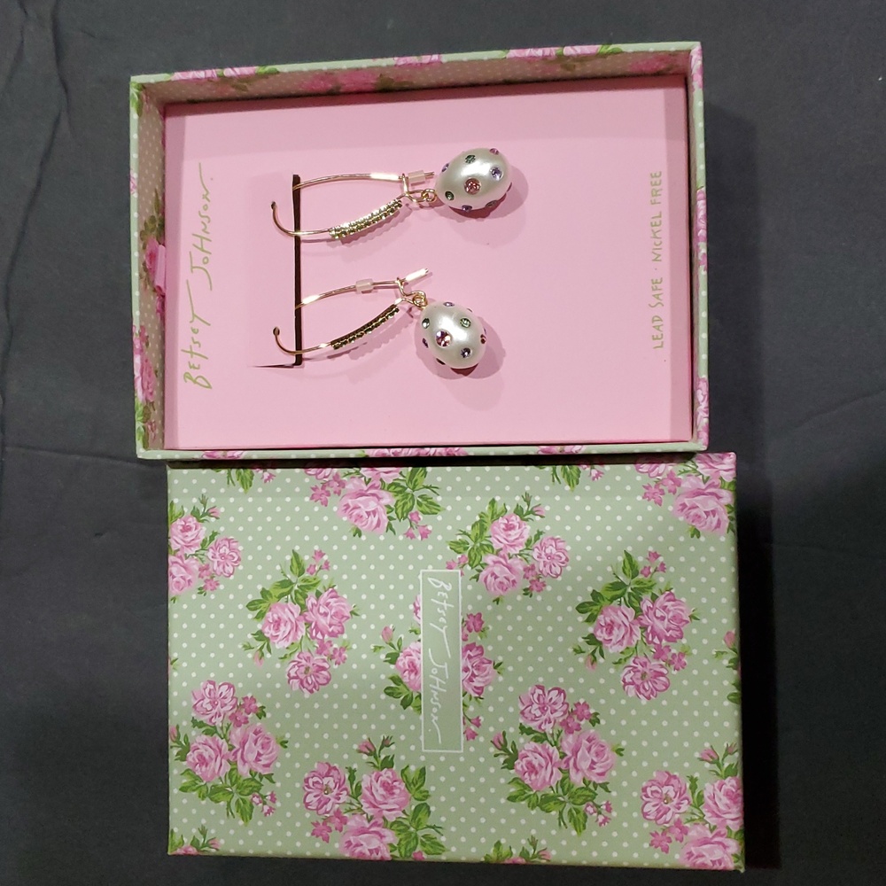 Betsey Johnson gold tone green crystal studded fabrege Easter egg earrings new